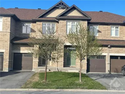 322 COOKS MILL Crescent, Blossom Park - Airport and Area, ON K1V 2N3