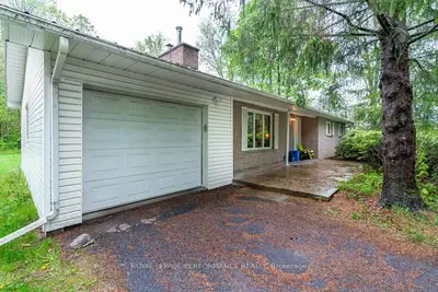 19769 CEDAR GROVE Road, South Glengarry, ON K0C 2J0