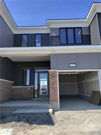 522 CULDAFF Drive, Stittsville - Munster - Richmond, ON K2S 2Z7