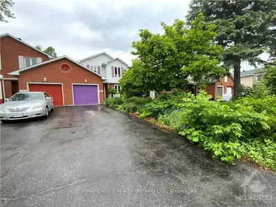 1735 STONEBOAT Crescent, Orleans - Convent Glen and Area, ON K1C 1W7