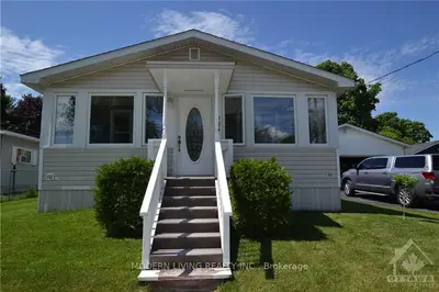 434 DIBBLE Street E, Prescott, ON K0E 1T0