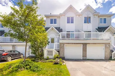 135 CASTLEGREEN, Hunt Club - South Keys and Area, ON K1T 3N2