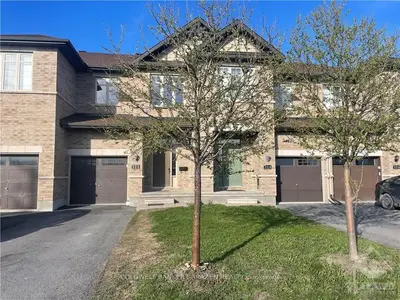 322 COOKS MILL Crescent, Blossom Park - Airport and Area, ON K1V 2N3