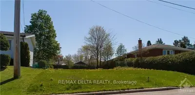 475 DUFFERIN Street, Hawkesbury, ON K6A 2E6