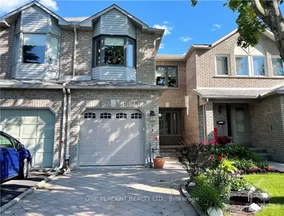 66 WESTPOINTE Crescent, South of Baseline to Knoxdale, ON K2G 5Y9