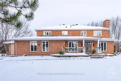 101 MARGARET ANNE Drive, Carp - Huntley Ward, ON K0A 1L0