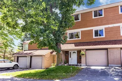 2140 BOWBANK Street 23, Cyrville - Carson Grove - Pineview, ON K1B 4R2