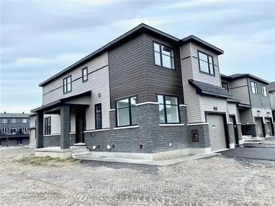 26 WATCHIM Street, Orleans - Cumberland and Area, ON K4A 5K6