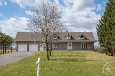 3686 Dunning Road, Orleans - Cumberland And Area, On K4b 1j1