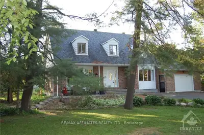 7 TRAFALGAR Crescent, Stittsville - Munster - Richmond, ON K2S 1J2