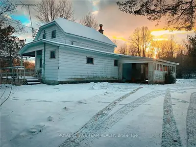 3432 SIBERIA Road, Hastings Highlands, ON K0J 1L0