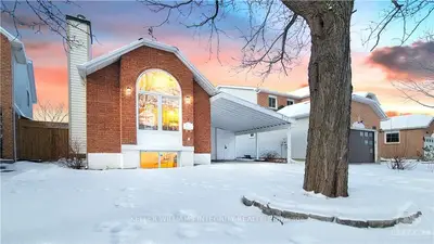 972 SHEENBORO Crescent, Orleans - Cumberland and Area, ON K4A 3M7