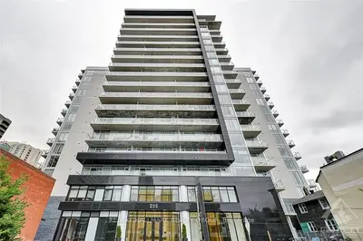 255 BAY Street 318, Ottawa Centre, ON K1R 0C5