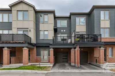 672 MAKWA, Manor Park - Cardinal Glen and Area, ON K1K 5A3