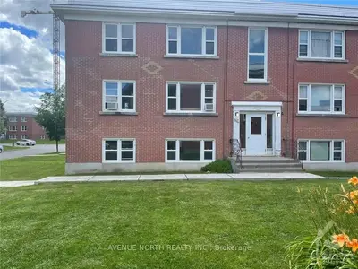 407 TILLBURY Avenue 1, Carlingwood - Westboro and Area, ON K2A 0Y3