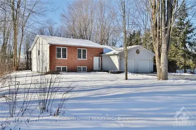 3304 WILD CHERRY Drive, Greely - Metcalfe - Osgoode - Vernon and Area, ON K0A 2W0