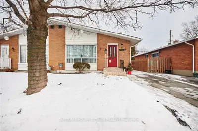 1307 MAITLAND Avenue, Belair Park - Copeland Park and Area, ON K2C 2C4