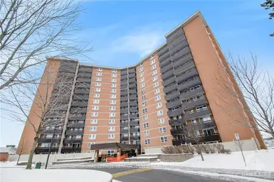 2000 JASMINE Crescent 502, Beacon Hill North - South and Area, ON K1J 8K4