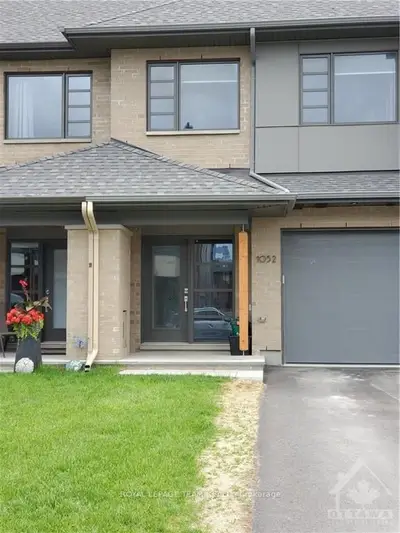 1052 Lunar Glow Crescent, Blossom Park - Airport and Area, ON K4M 0J9