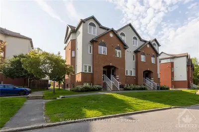 324 LONDON Terrace, Manor Park - Cardinal Glen and Area, ON K1K 2W2