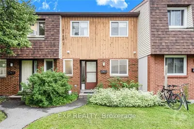 41 WOODVALE B, South of Baseline to Knoxdale, ON K2G 4H3
