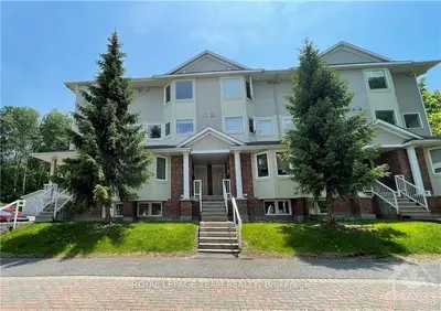 1400 WILDBERRY Court 17, Orleans - Convent Glen and Area, ON K1C 7K6