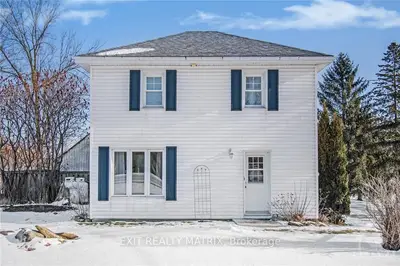 1519 STE MARIE Road, Russell, ON K0A 1W0