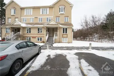 6645B BILBERRY Drive, Orleans - Convent Glen and Area, ON K1C 4N5