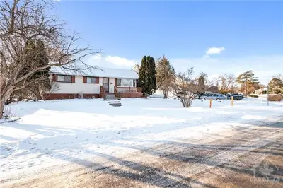 44 DUNHAM Street, Beacon Hill North - South and Area, ON K1J 7L8