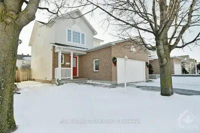 9 WHALINGS Circle, Stittsville - Munster - Richmond, ON K2S 1S4