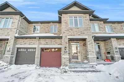 628 WHITECLIFFS Avenue, Blossom Park - Airport and Area, ON K1V 2N4