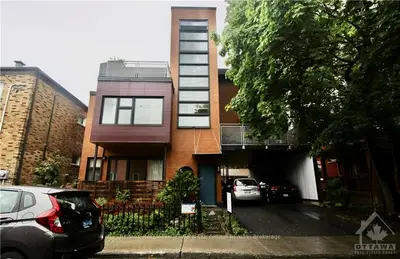 331 OSGOODE Street, Lower Town - Sandy Hill, ON K1N 1H2
