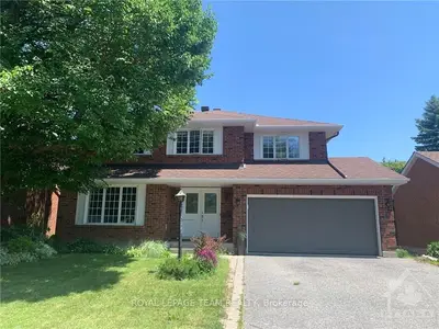 29 LEEMING Drive, Crystal Bay - Rocky Point - Bayshore, ON K2H 5P6