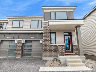 2066 WINSOME Terrace, Orleans - Cumberland and Area, ON K4A 5M9