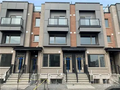 623 MAKWA, Manor Park - Cardinal Glen and Area, ON K1K 5A4