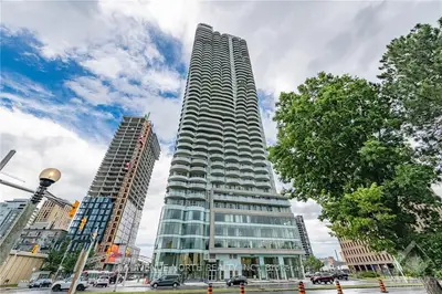 805 CARLING Avenue 2403, Dows Lake - Civic Hospital and Area, ON K1S 5W9