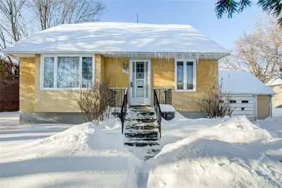 115 COTE DES NEIGES Road, Meadowlands - Crestview and Area, ON K2G 2C9