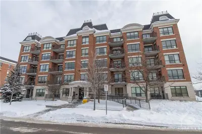1005 BEAUPARC 505, Cyrville - Carson Grove - Pineview, ON K1J 0A1