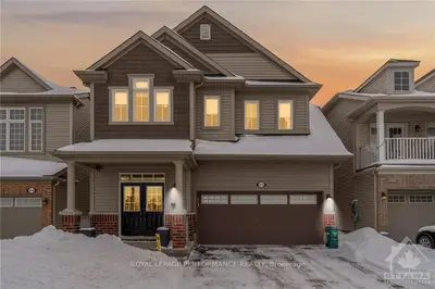 3720 RIVERBREEZE Street, Barrhaven, ON K2J 0S1