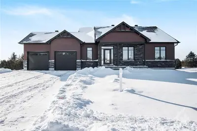 202 ETIENNE Street, Clarence-Rockland, ON K0A 1E0