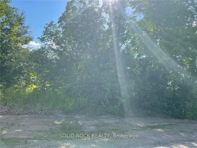 1071 MCCULLOUGH Road, Tyendinaga, ON K0K 2N0