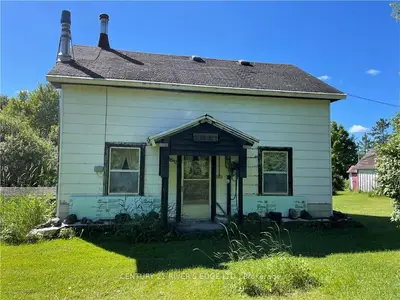 3512 REILS Road, Rideau Lakes, ON K0E 1Y0