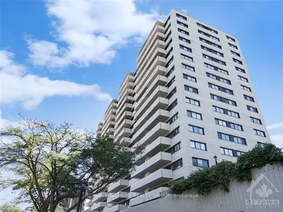 40 LANDRY Street 1112, Vanier and Kingsview Park, ON K1L 8K4