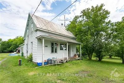 21834 GLEN ROBERTSON Road, North Glengarry, ON K0B 1H0