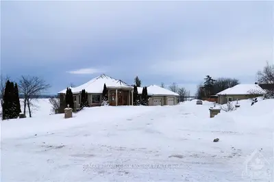 3213 OLD HIGHWAY 17 Road, Clarence-Rockland, ON K4K 1W1