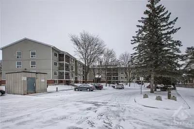 6434 BILBERRY Drive 313, Orleans - Convent Glen and Area, ON K1C 4P5