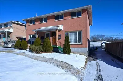 207-209 PERTH Street, Brockville, ON K6V 5E7