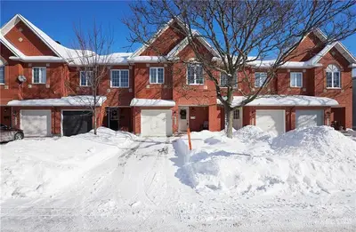 6324 SABLEWOOD Place, Orleans - Convent Glen and Area, ON K1C 7M4