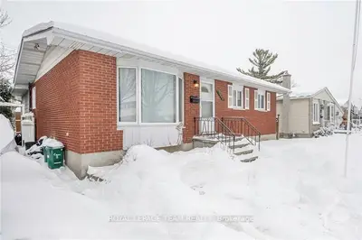 2644 HICKSON Crescent, Parkway Park - Queensway Terrace S and Area, ON K2H 6Y6