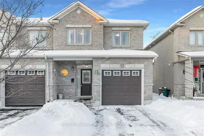 742 PERCIFOR Way, Orleans - Convent Glen and Area, ON K1W 0B7